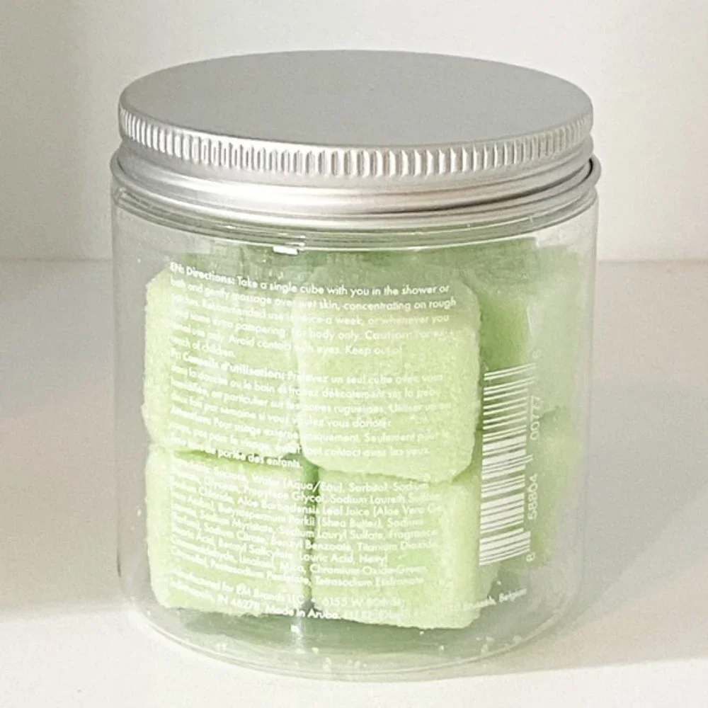New HARPER + ARI Juice Cleanse Exfoliating Sugar Cubes.